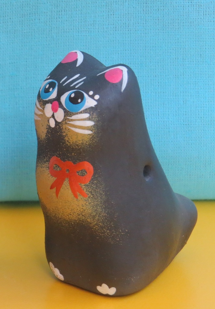 Свистулька – кошка.  Черно-лощеная ростовская керамика.