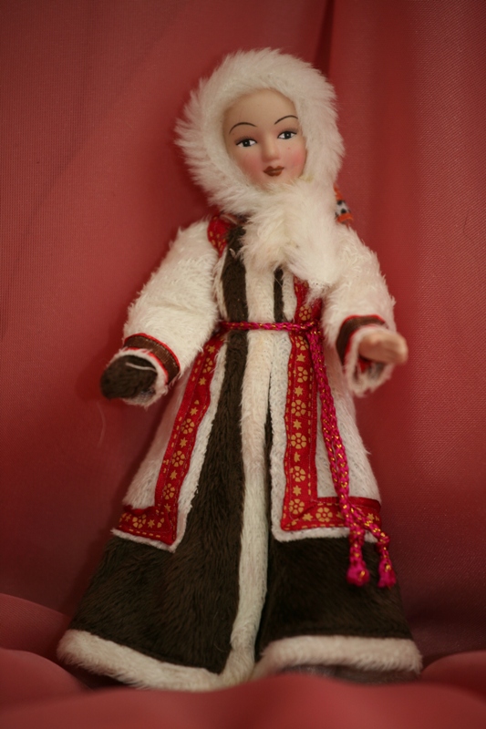 Кукла в Ненецком женском костюме
