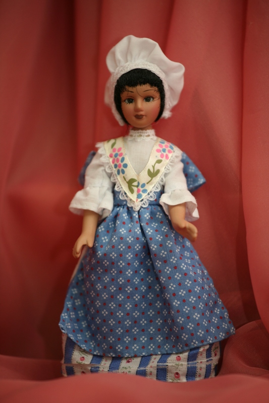 Фарфоровая кукла Мари/кукла Франции
