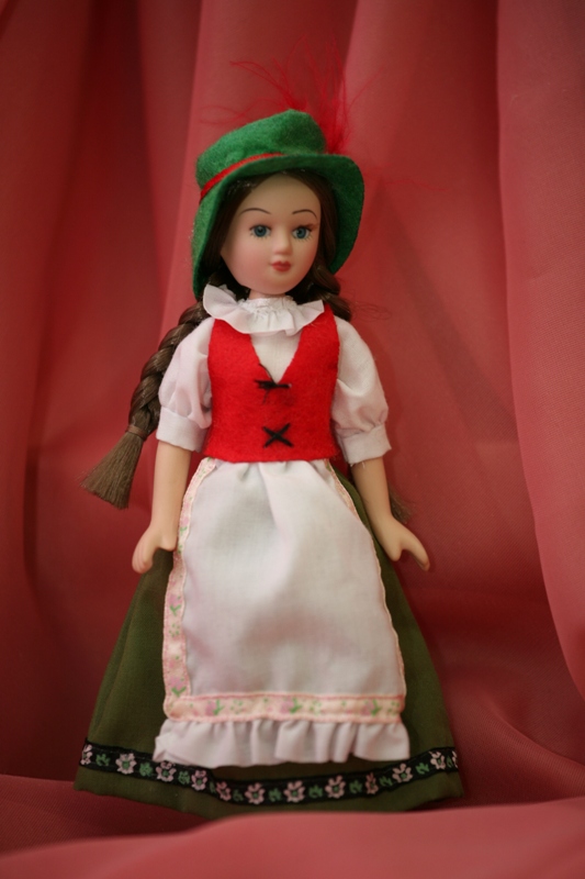 Фарфоровая кукла Бригитта/кукла Австрии