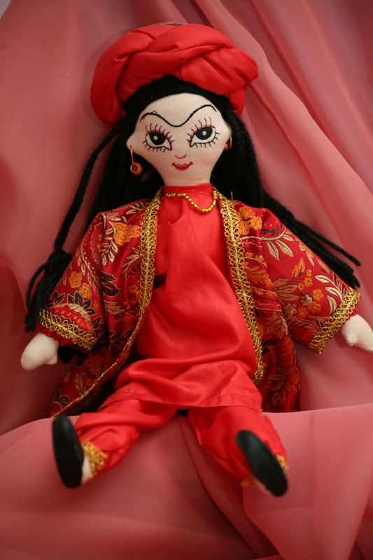 Тряпичная Узбекская кукла «Зухра»