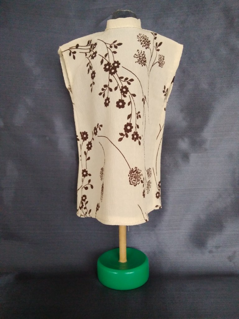 Платье из шёлковой ткани
