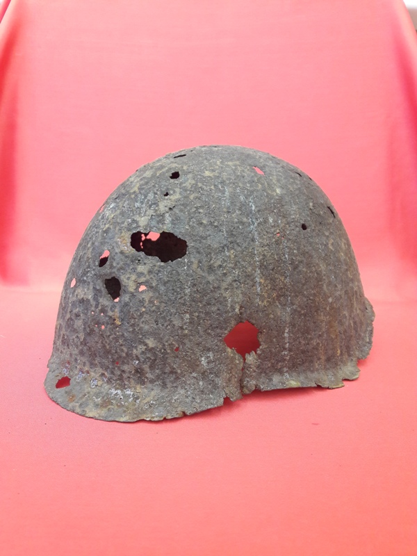 Советский стальной шлем СШ-40