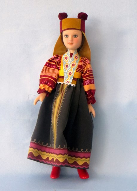 Кукла в праздничном костюме Смоленской губернии