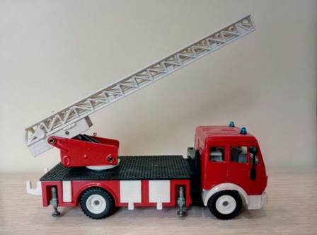 Игрушечная модель «Пожарный автомобиль»
