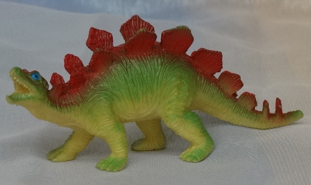 Стегозавр (травянистого окраса с красным гребнем)