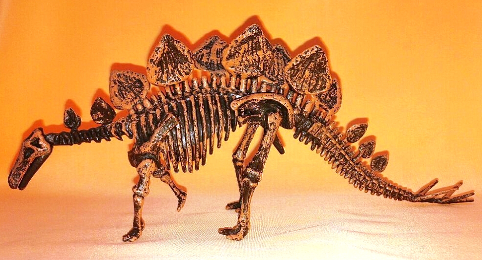 Стегозавр (скелет)