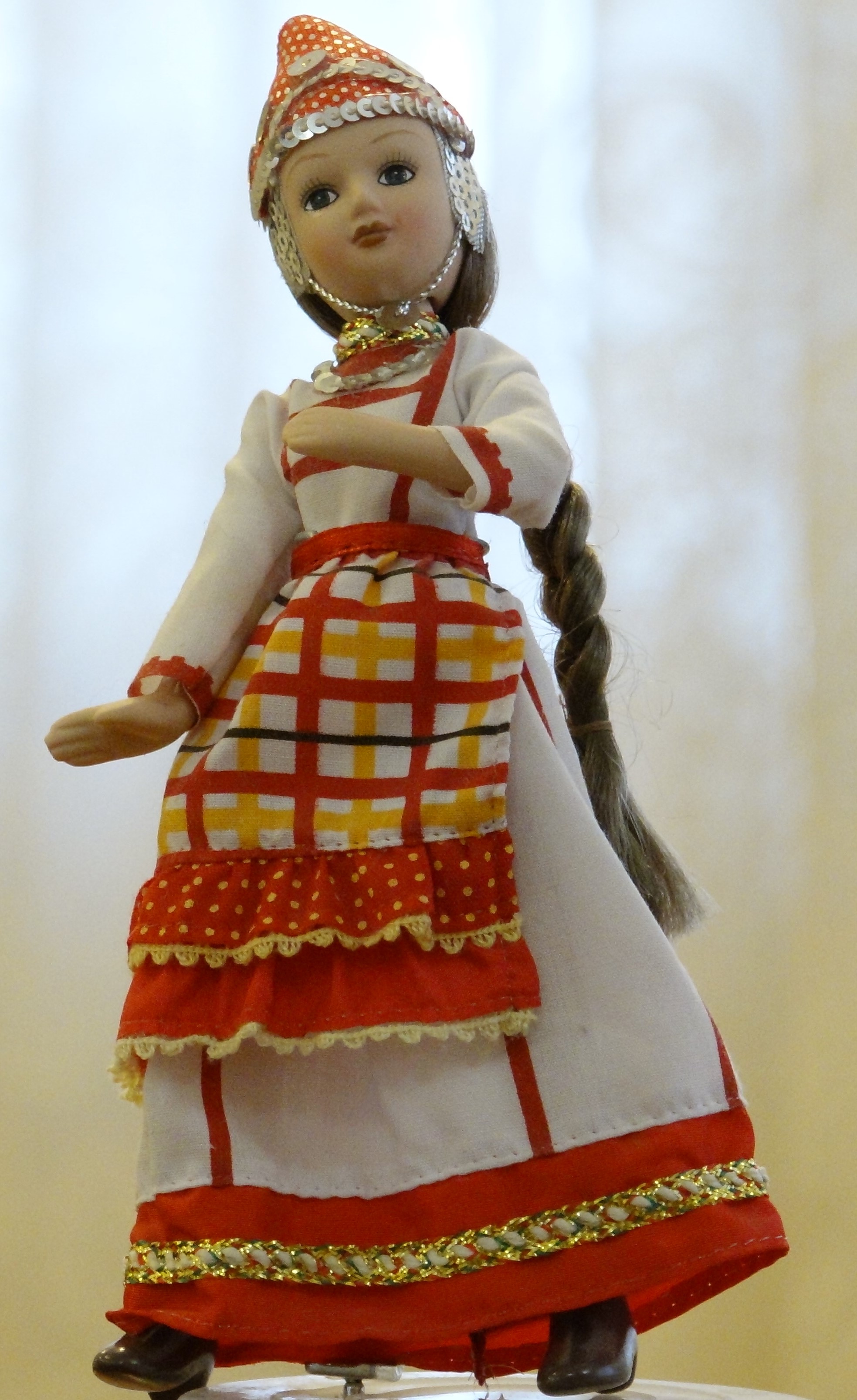 Кукла в костюме Чувашии