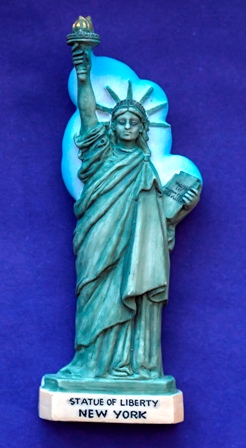 Магнит  Статуя Свободы, США, Нью-Йорк