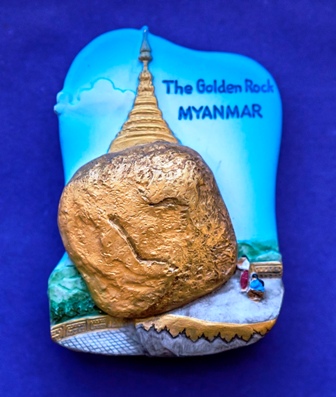 Магнит  Пагода Золотой камень Мьянма, штат Мон