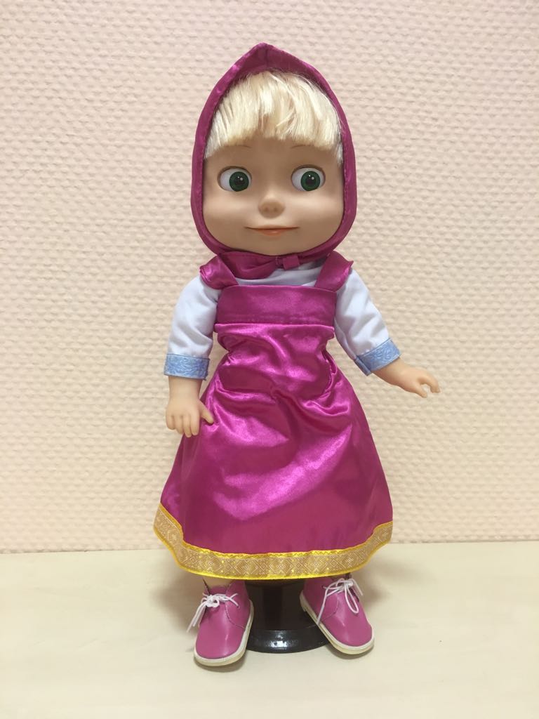 Кукла в образе девочки по имени Маша